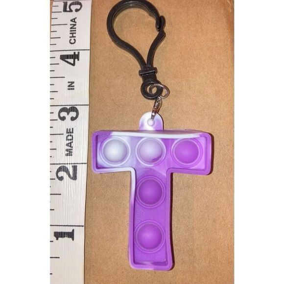 ☀️3/$12☀️ Letter “T” Fidget Toy Keychain - Picture 2 of 4
